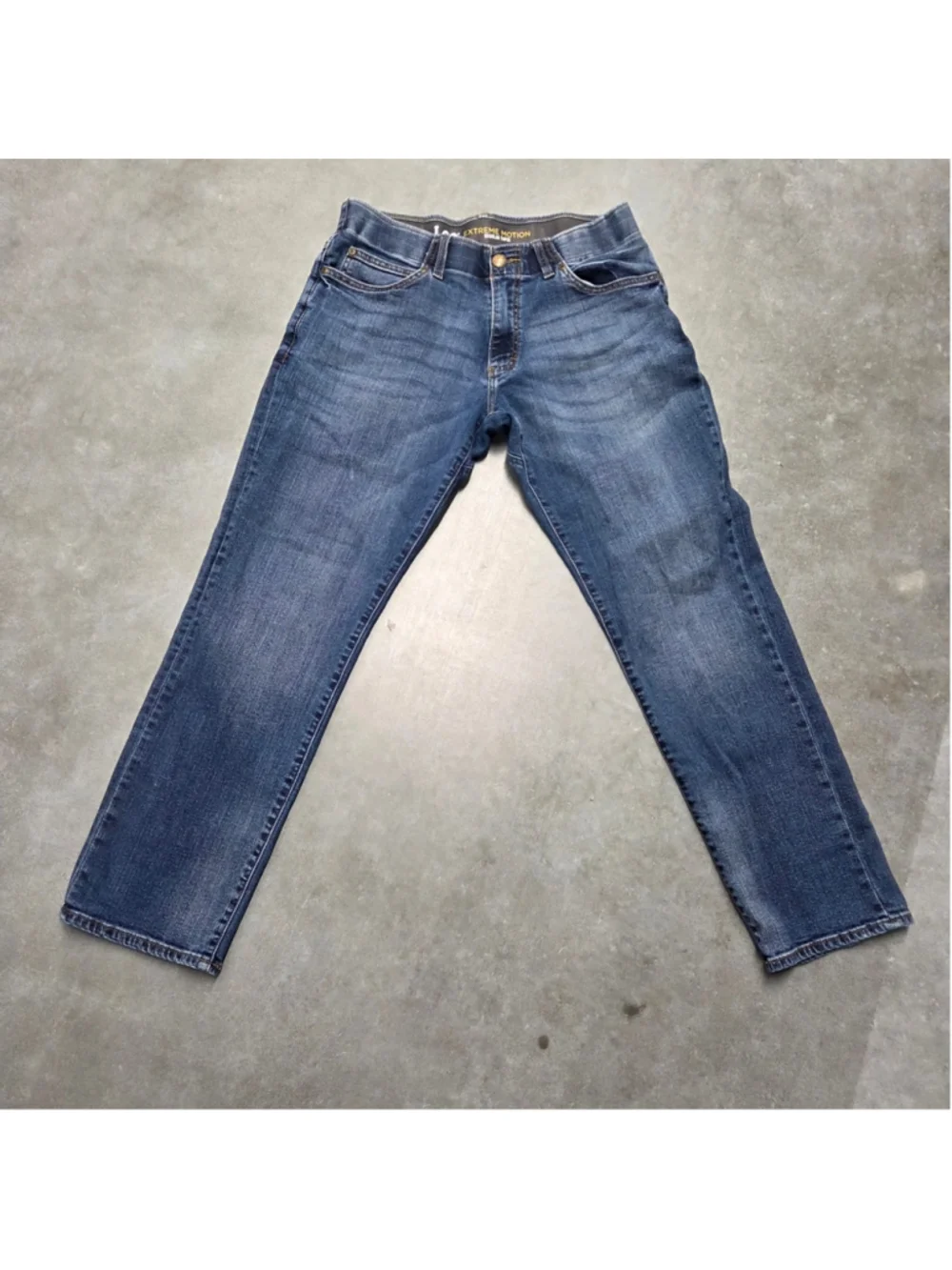 Lee Men's Classic Straight Jeans Size Waist 33x30